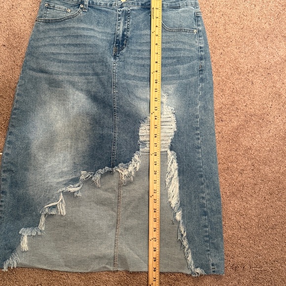 Women’s distressed denim jean midi skirt ripped torn size XL / 16 stretchy NEW - Picture 9 of 9